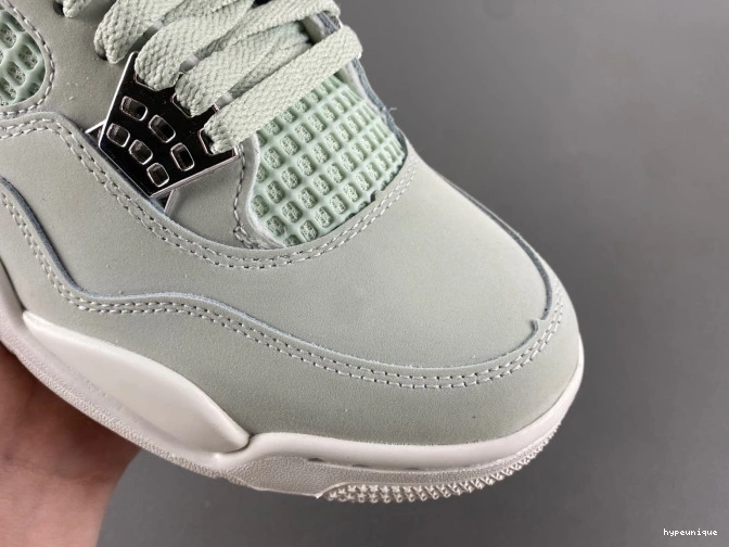 HYPE Jordan (W) 4 Seafoam Air HV0823-003 0816